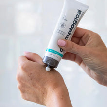 Load image into Gallery viewer, Dermalogica Oil Free Matte Spf30
